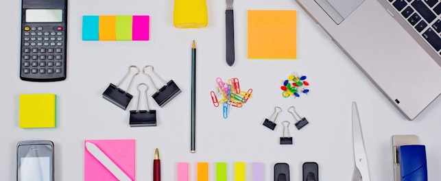 Dystrybutorzy oraz producenci artykułów szkolnych powinni zadbać o bezpieczeństwo oferowanych produktów.